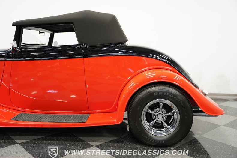 1934 Ford Cabriolet 21
