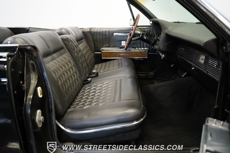 1967 Lincoln Continental 49
