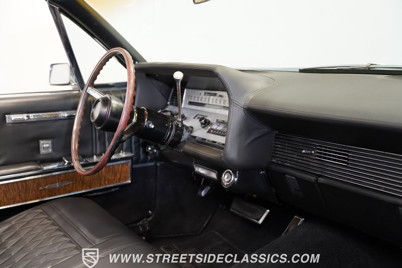 1967 Lincoln Continental 51