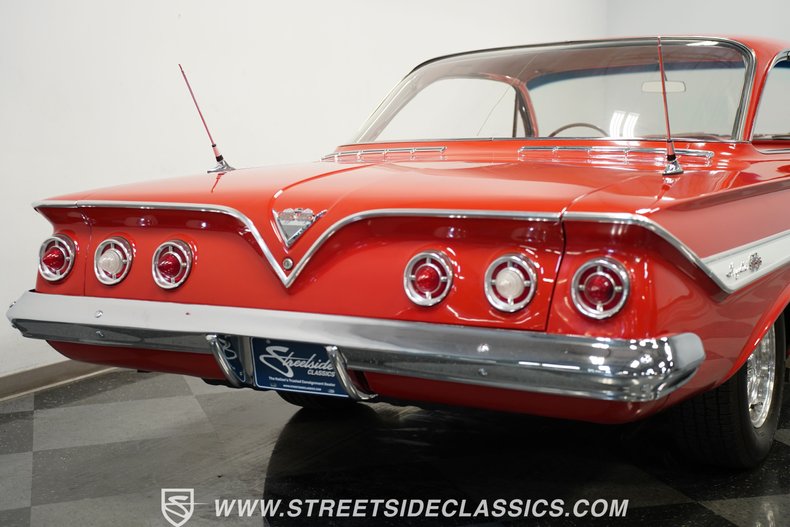 1961 Chevrolet Impala 25