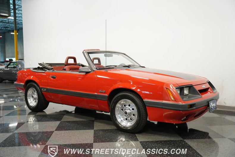 1986 Ford Mustang 13
