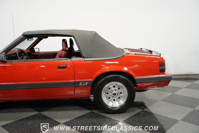 1986 Ford Mustang 22
