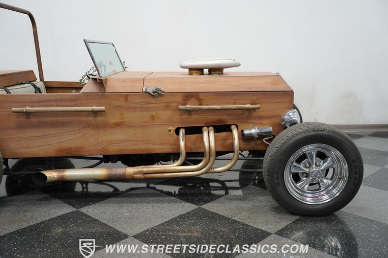 1923 Ford Roadster 29