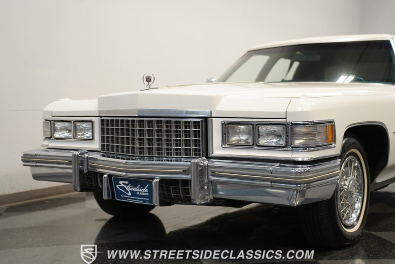1976 Cadillac Fleetwood 19