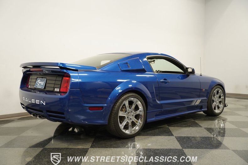 2007 Ford Mustang 11