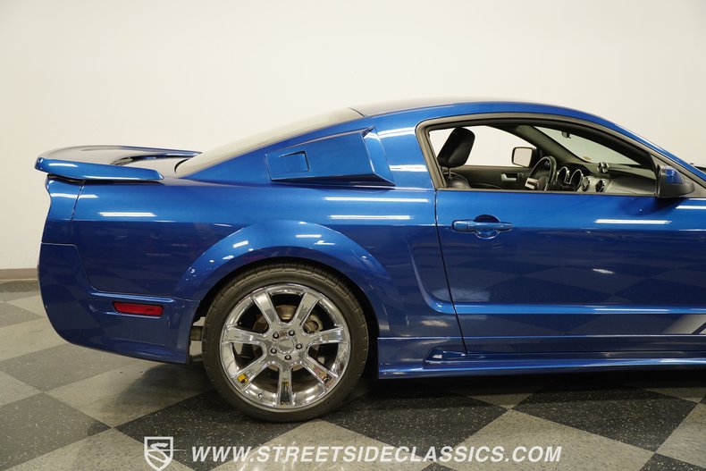 2007 Ford Mustang 28
