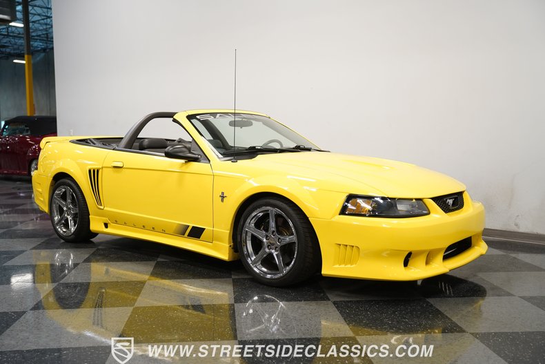 2001 Ford Mustang 13