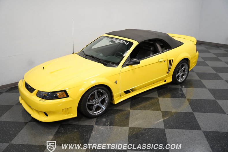 2001 Ford Mustang 18