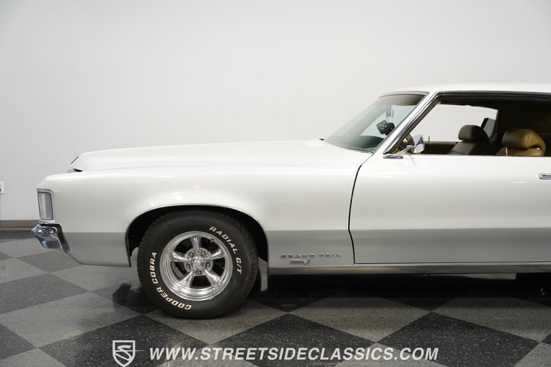 1969 Pontiac Grand Prix Model J 21