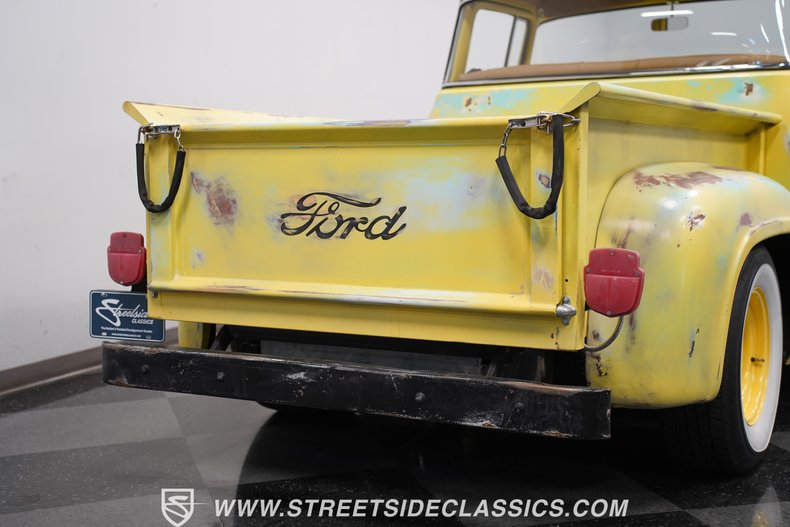1956 Ford F-100 26
