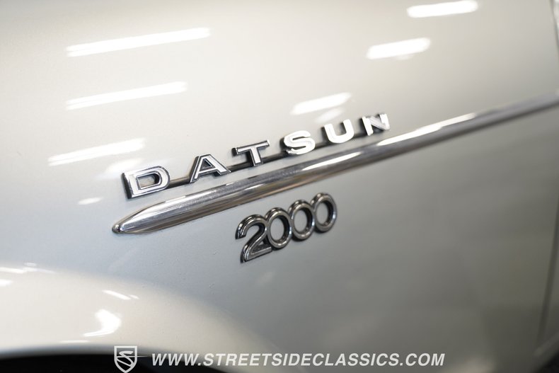 1967 Datsun 2000 73