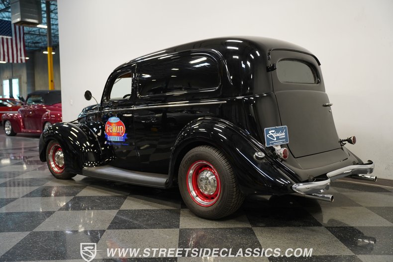 1939 Ford Sedan Delivery 6