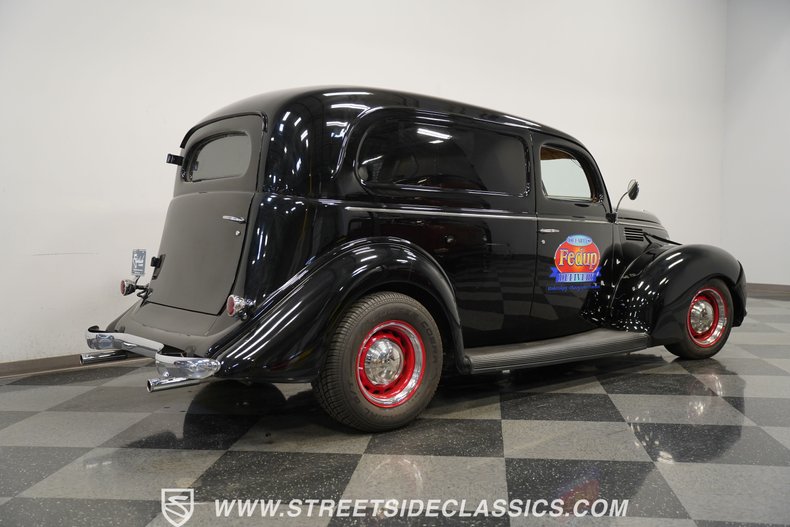 1939 Ford Sedan Delivery 11