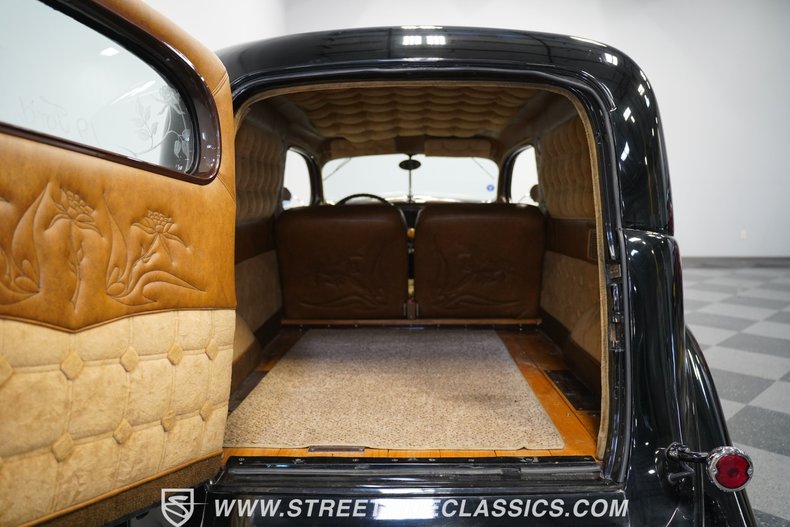 1939 Ford Sedan Delivery 54