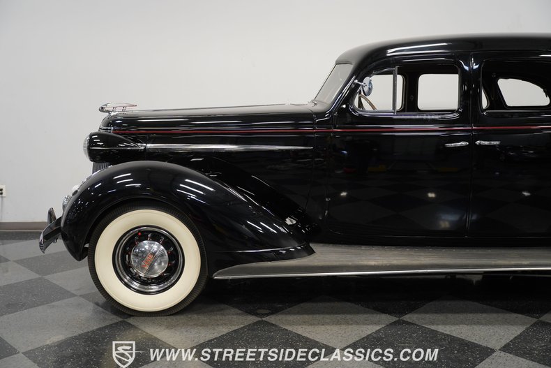 1937 Nash Ambassador 23