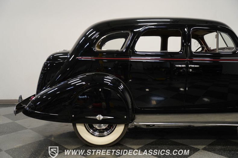 1937 Nash Ambassador 30