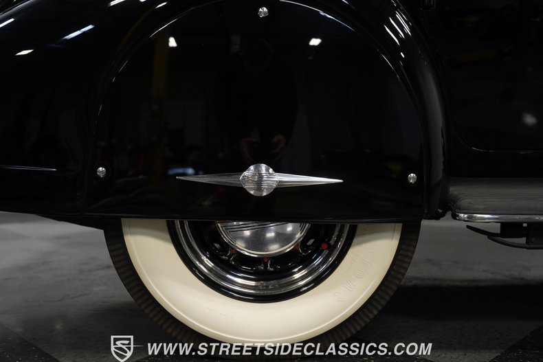 1937 Nash Ambassador 60