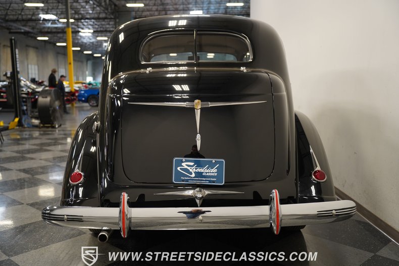 1937 Nash Ambassador 84