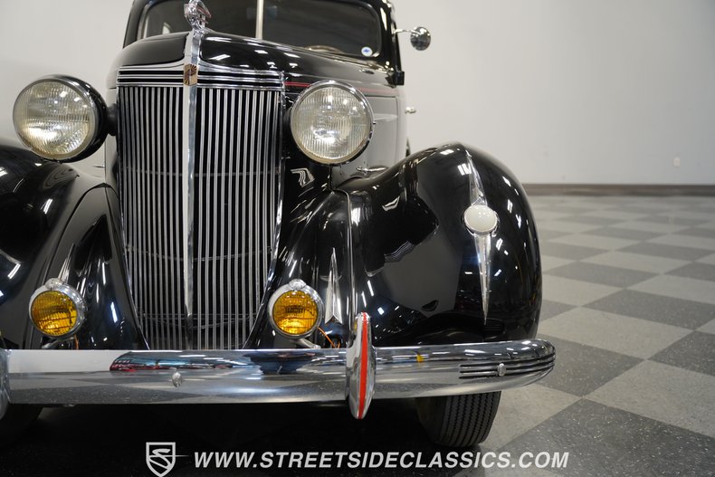1937 Nash Ambassador 69