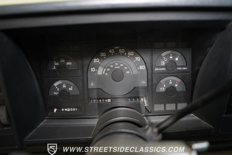 1988 Chevrolet Silverado 38