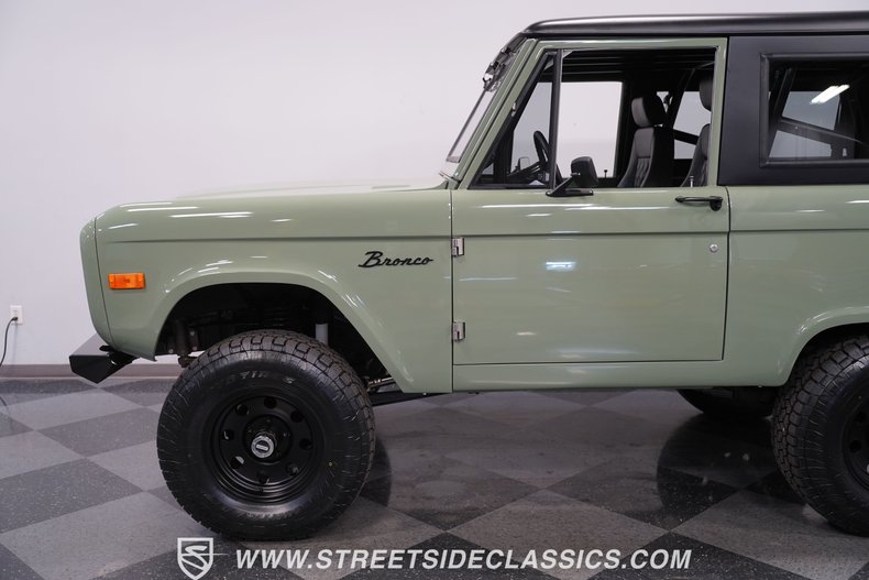 1970 Ford Bronco 22