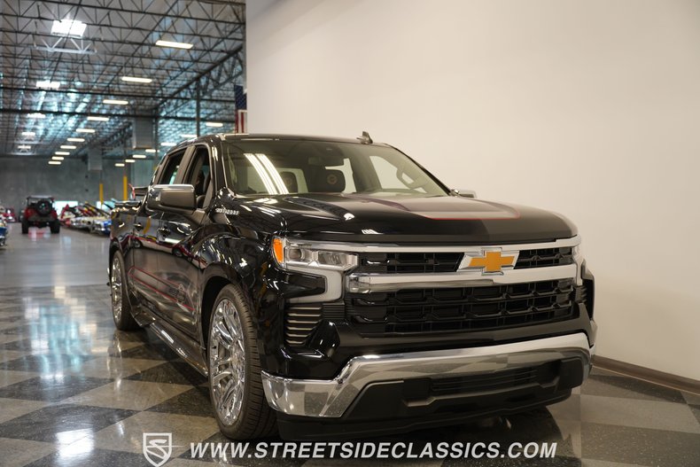 2024 Chevrolet Silverado 1500 Freedom Machine 14