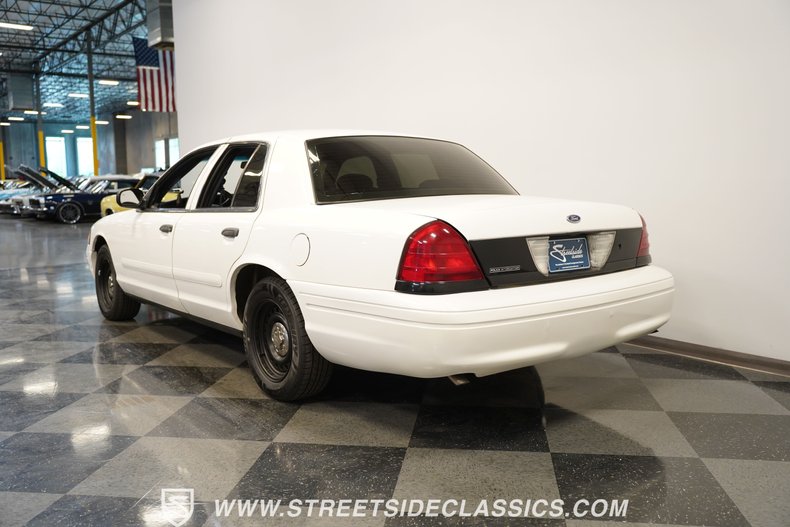 2002 Ford Crown Victoria Police Interceptor 8