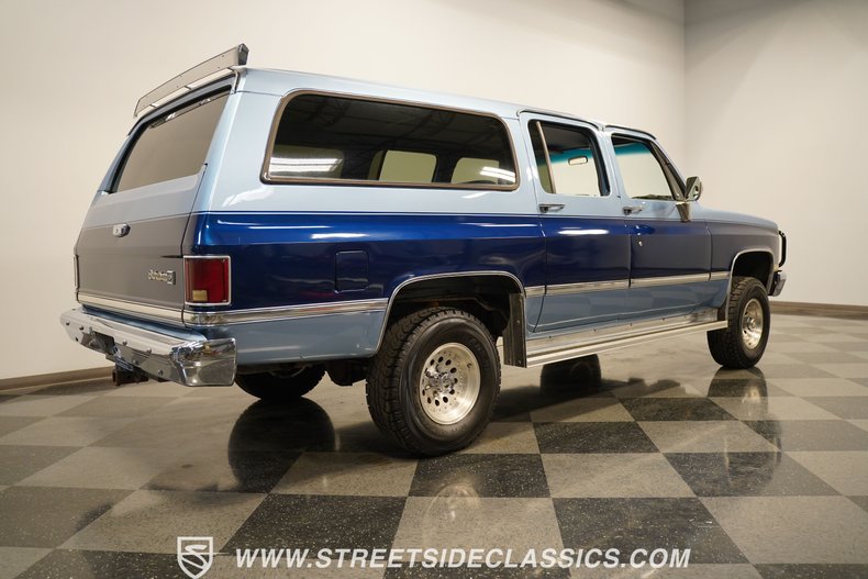 1982 Chevrolet Suburban K1500 4x4 10