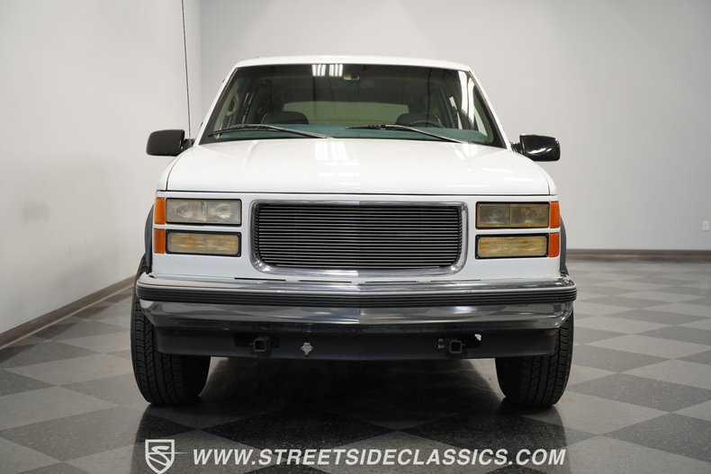 1999 GMC Suburban  15