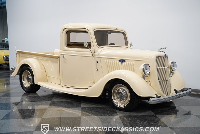 1935 Ford Pickup Street Rod 13