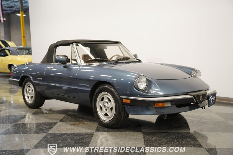 1988 Alfa Romeo Spider Veloce 15