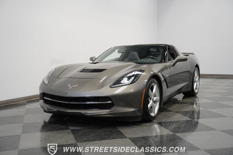 2015 Chevrolet Corvette 2LT 15