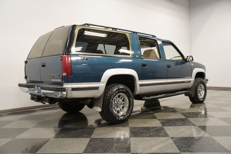 1994 Chevrolet Suburban K2500 4x4 11