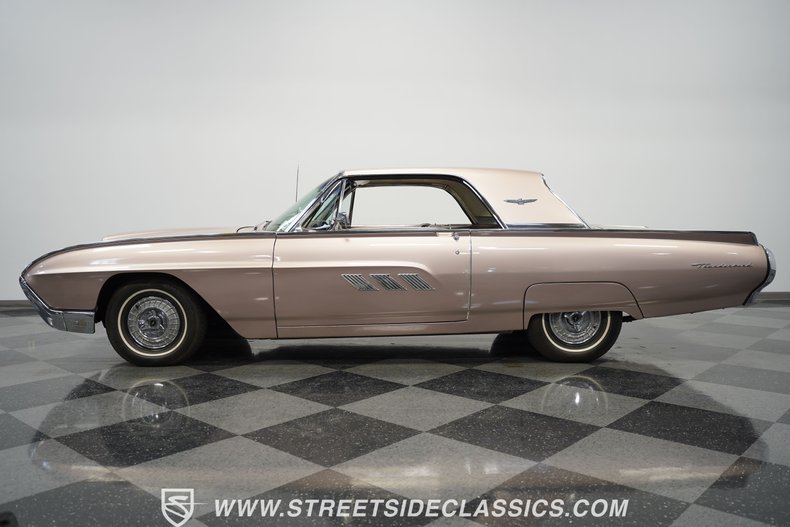 1963 Ford Thunderbird  7