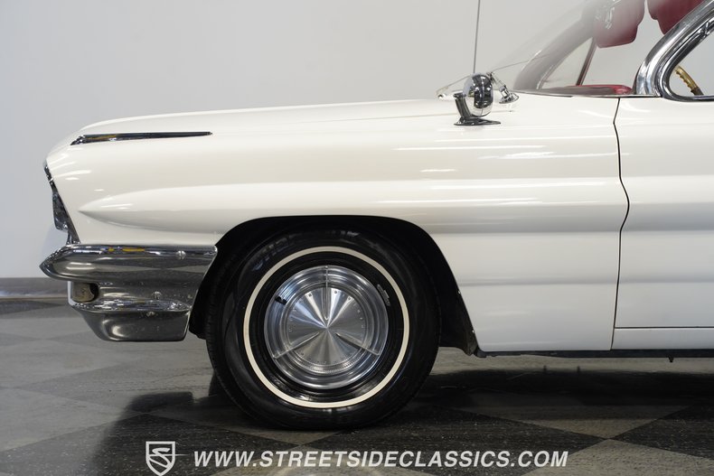 1961 Pontiac Catalina Convertible 19