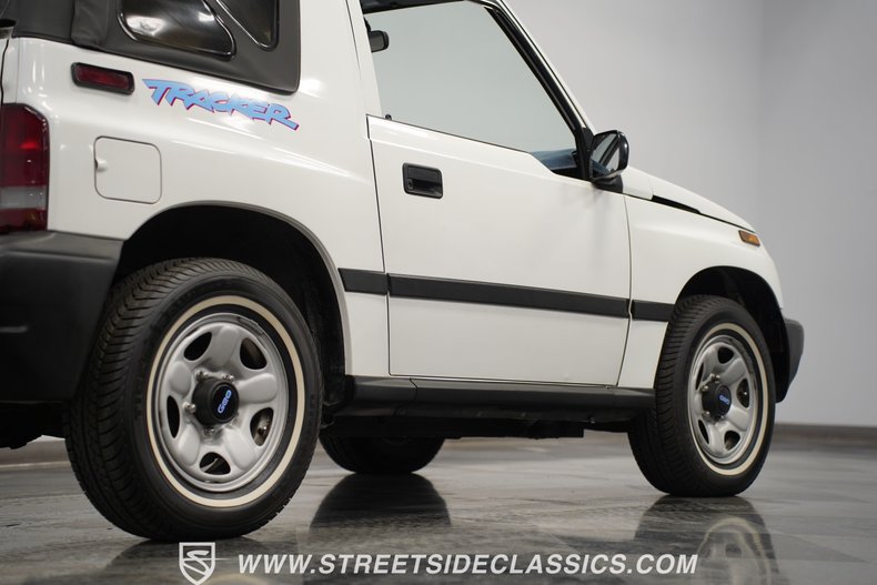 1996 Geo Tracker  24