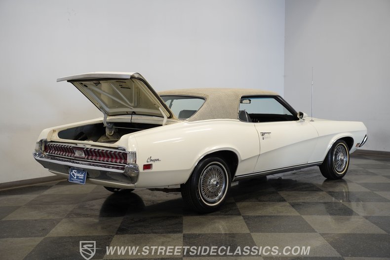 For Sale 1970 Mercury Cougar Stock# 5052-PHX Fullscreen Grid Image 62