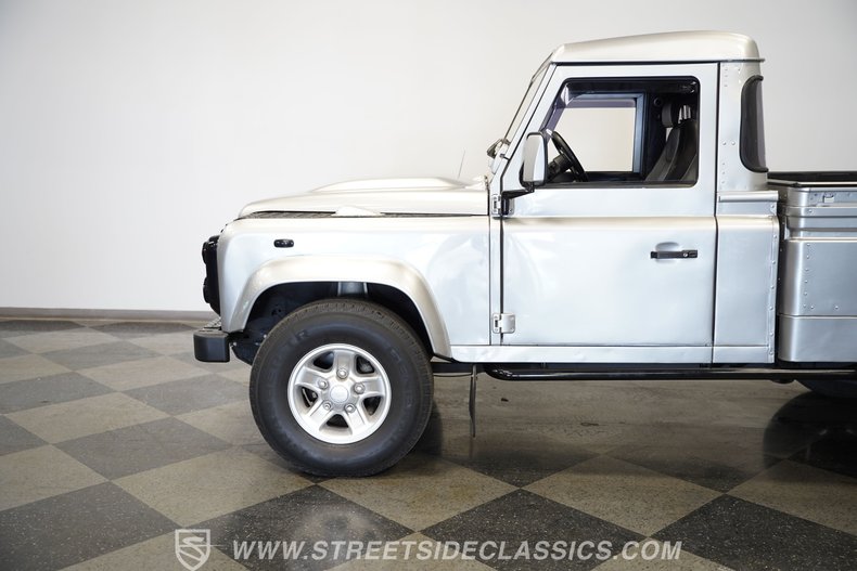 For Sale 1990 Land Rover Defender Stock# 5251-PHX Fullscreen Grid Image 24