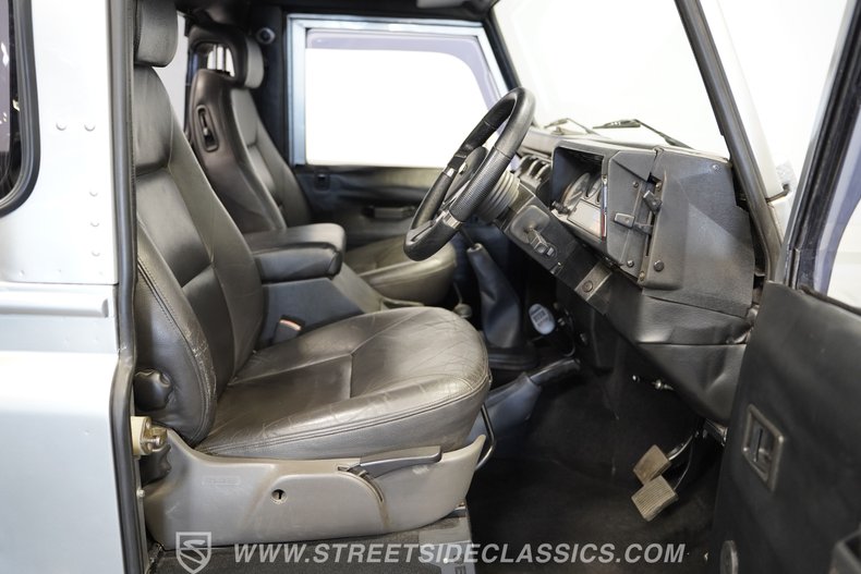 For Sale 1990 Land Rover Defender Stock# 5251-PHX Fullscreen Grid Image 3