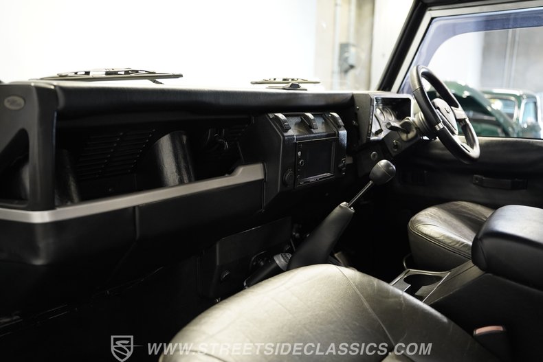 For Sale 1990 Land Rover Defender Stock# 5251-PHX Fullscreen Grid Image 57