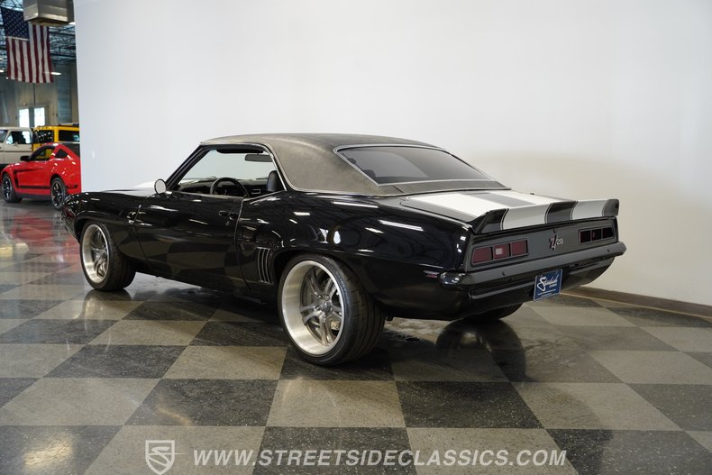 1969 Chevrolet Camaro 10