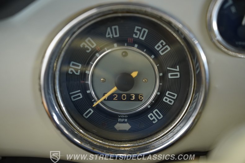1964 Volkswagen Karmann Ghia 51
