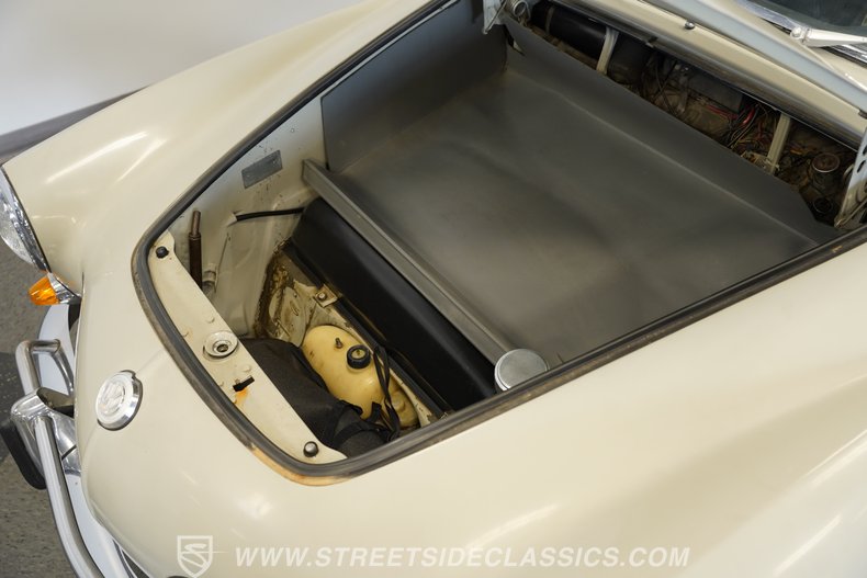 1964 Volkswagen Karmann Ghia 41