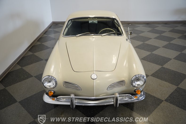1964 Volkswagen Karmann Ghia 39
