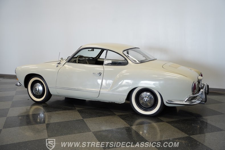 1964 Volkswagen Karmann Ghia 9