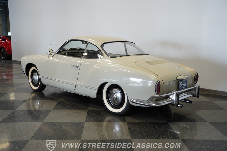 1964 Volkswagen Karmann Ghia 10