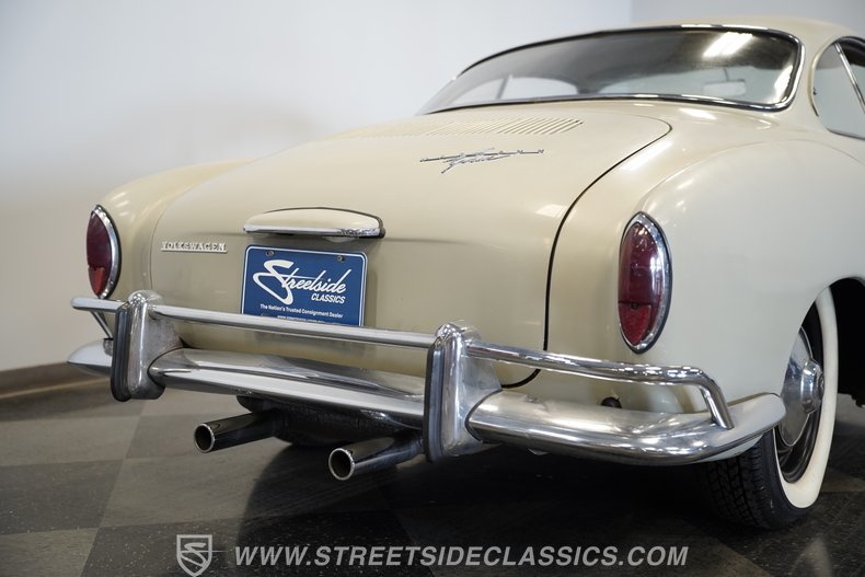 1964 Volkswagen Karmann Ghia 32