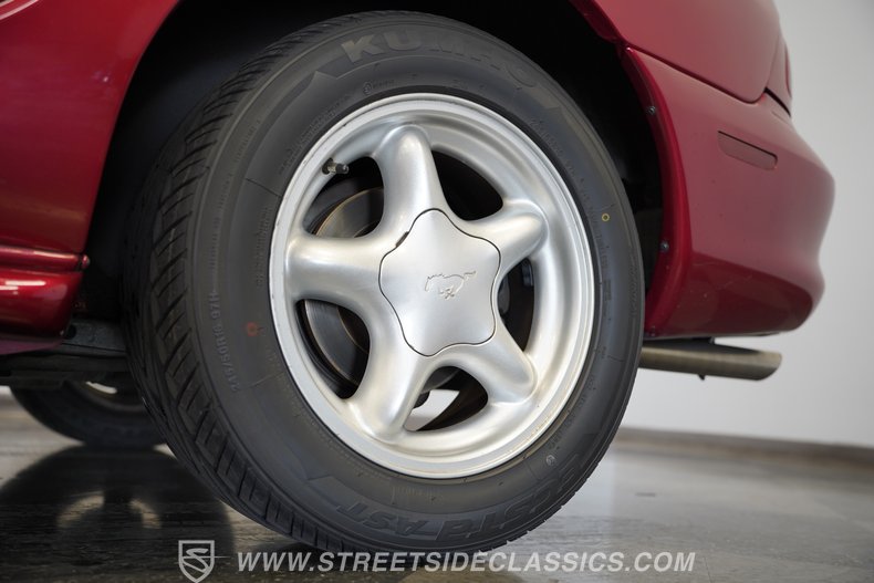 1998 Ford Mustang 82