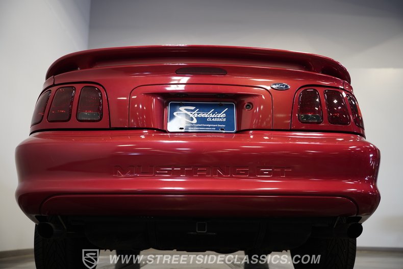 1998 Ford Mustang 32
