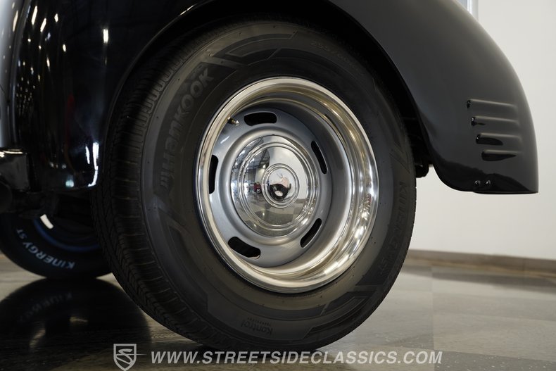1946 Dodge 1/2-Ton Pickup 68